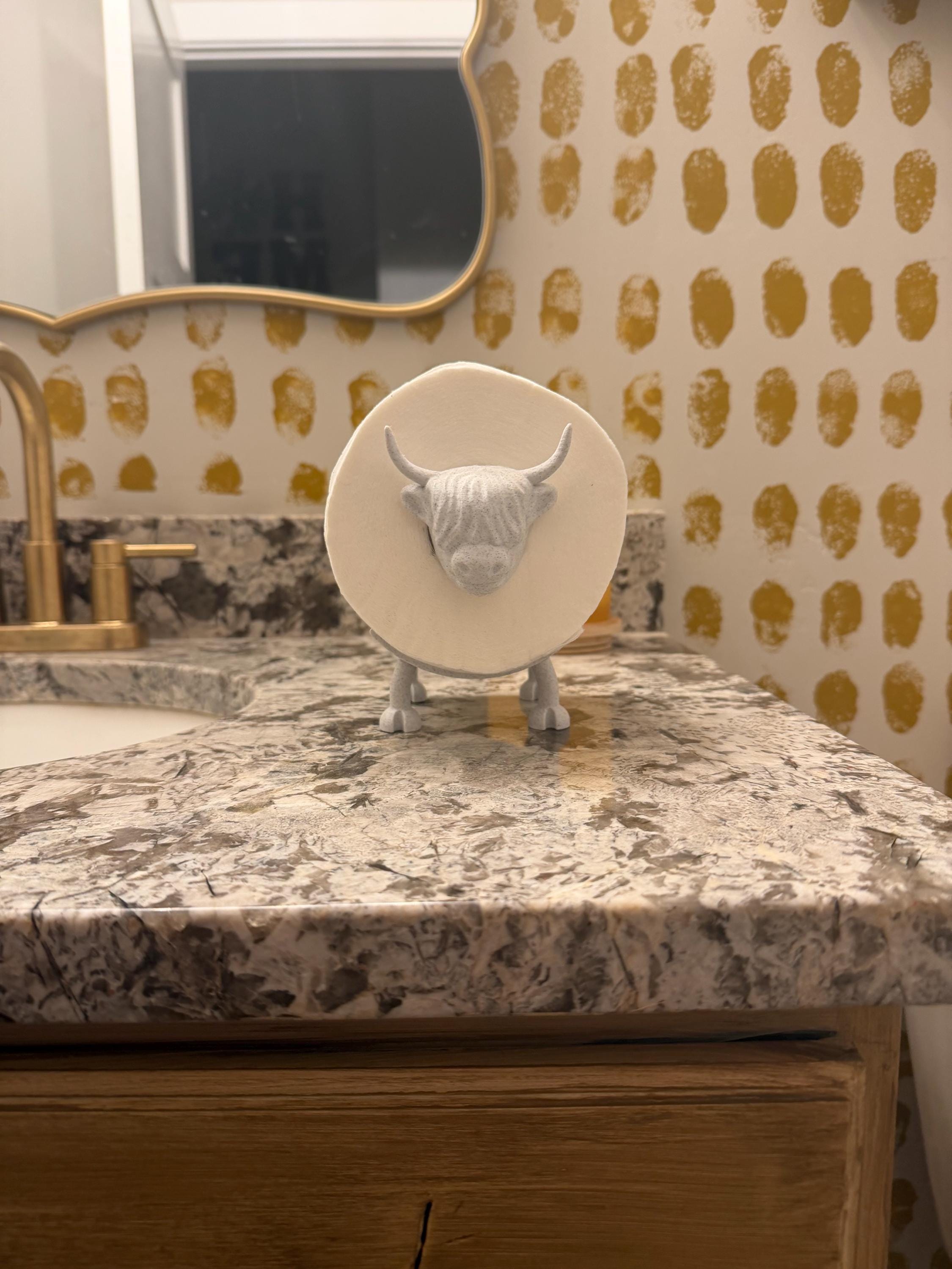 Highland Cow Toilet Paper Holder | Farmhouse Bathroom Decor | Animal Toilet Paper Stand